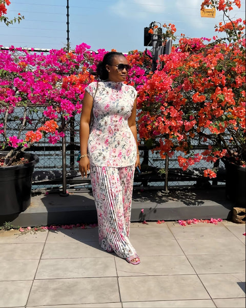 New  Sexy Print Short Sleeve Pleated T-Shirt + Wide Leg Pants Two 2Piece Set CODE: KAR3710